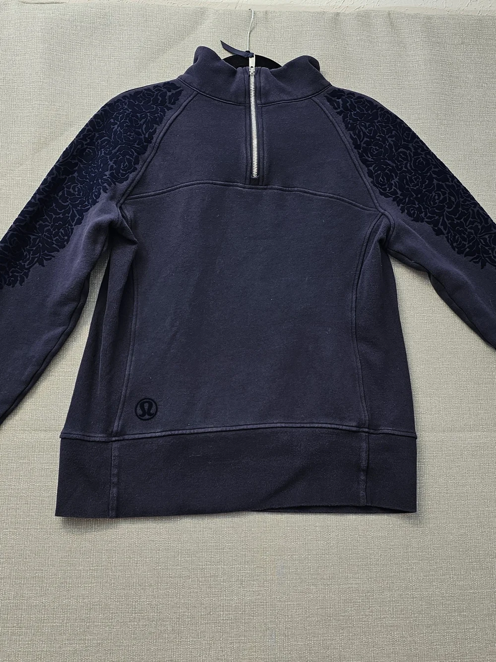 Lululemon Women Navy Mock Neck Pullover with Velvet Floral Shoulders Size 10